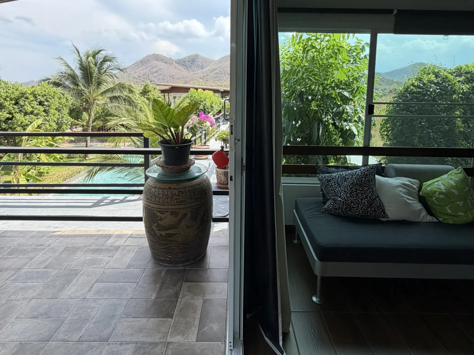 Villa Pilatus · Swiss Baan Chiang