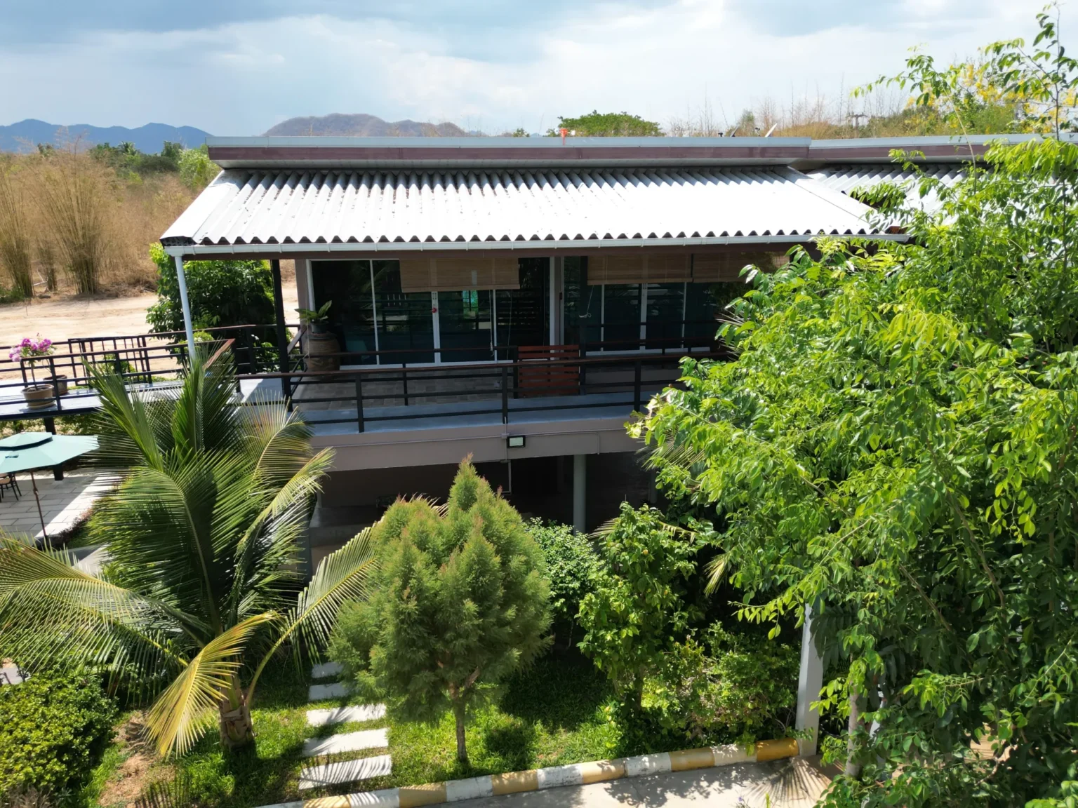 Villa Pilatus · Swiss Baan Chiang